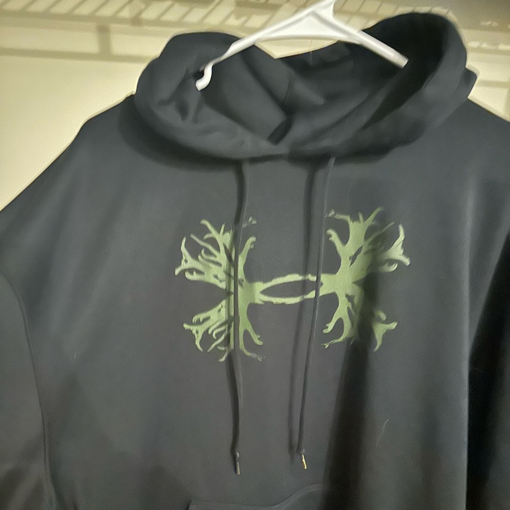 Men’s hoodie